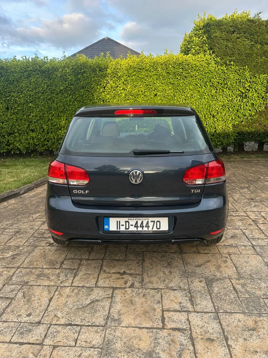 Volkswagen Golf - Image 4
