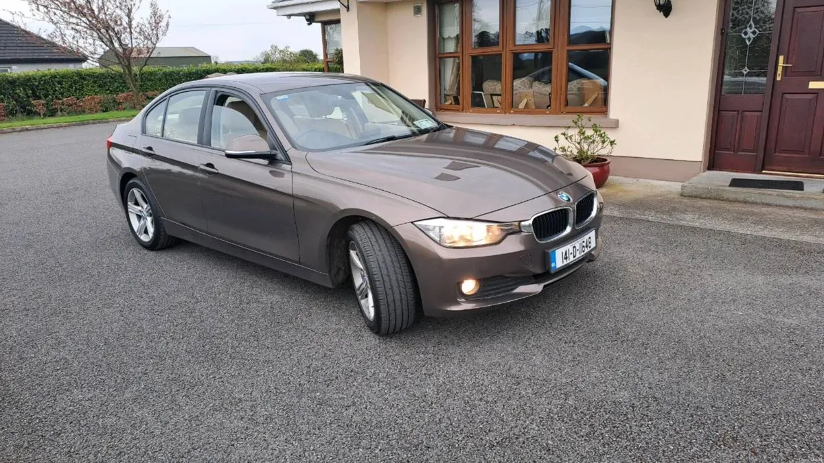 BMW 318D low mileage - Image 2