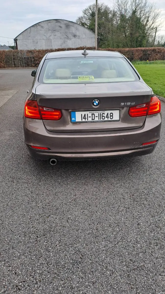 BMW 318D low mileage - Image 5
