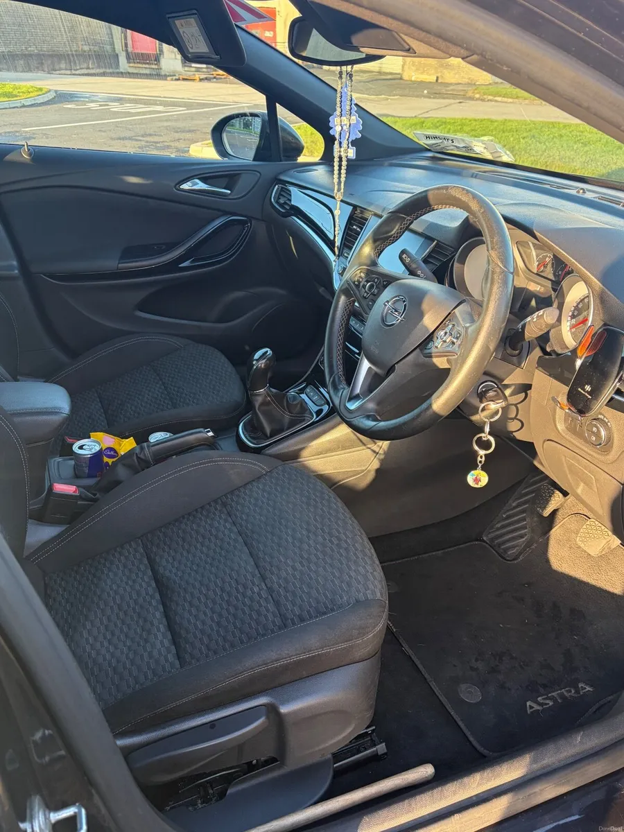 Opel Astra 2016 - Image 3