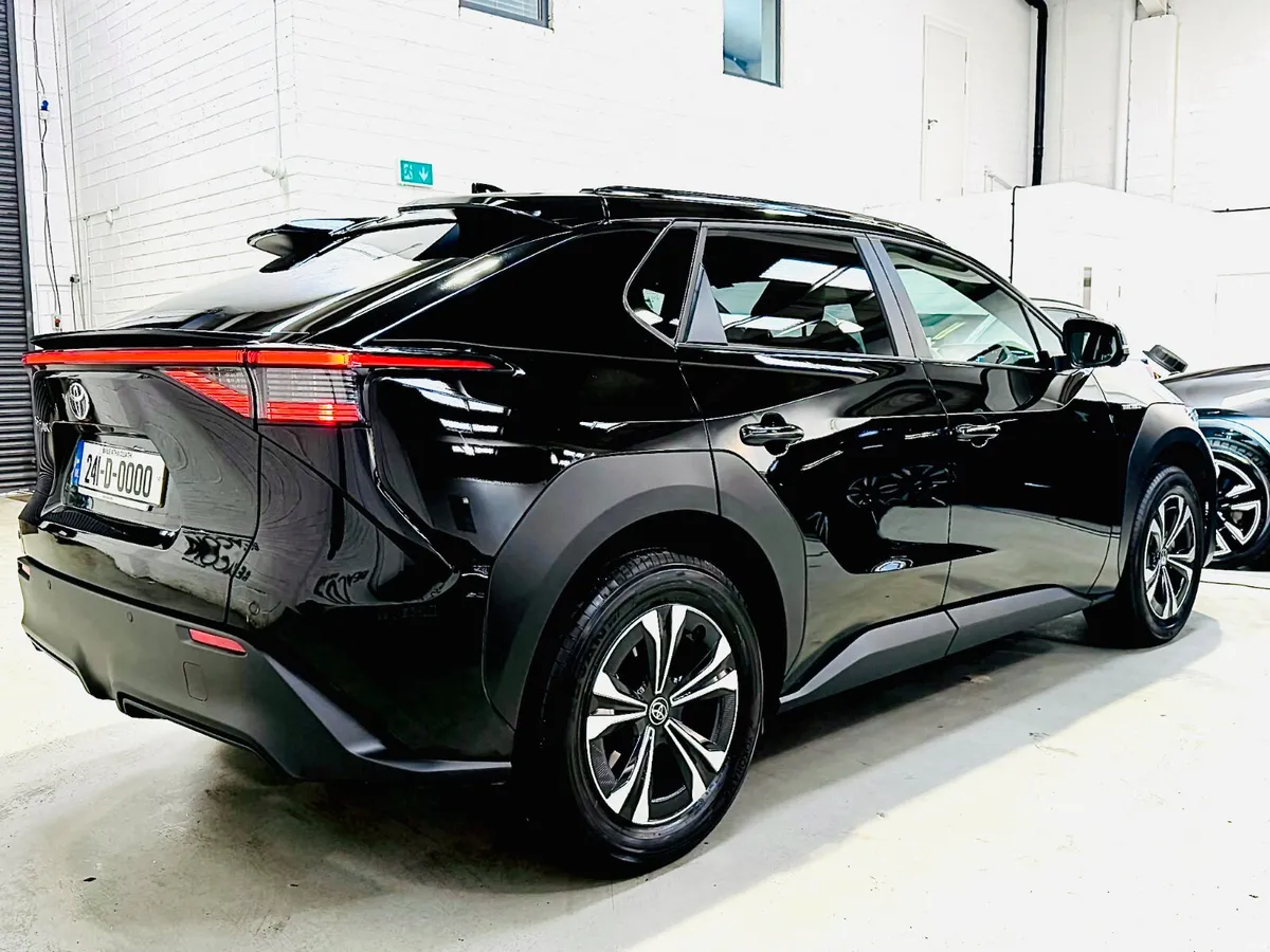 13,000 MILES*241*TOYOTA BZ4X 150KW 71KWH PURE (11 - Image 6