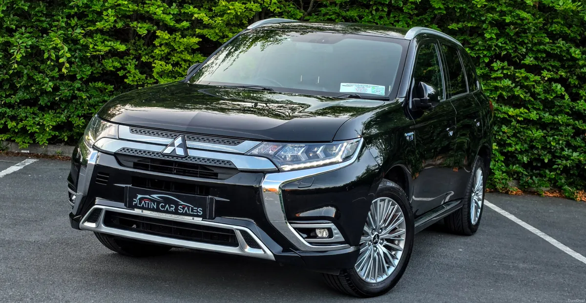 🔥 2019 Mitsubishi Outlander 2.4 PHEV Automatic 4W - Image 3