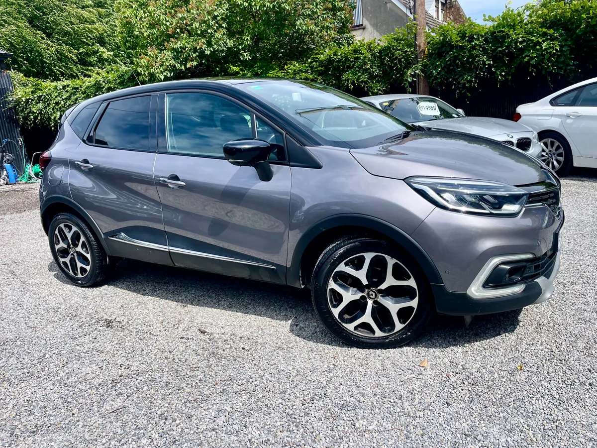 19 Renault Captur GT Line 1.3 TCe 130 BHP - Image 1