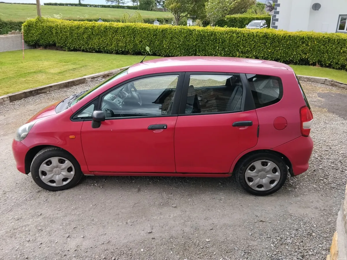 Red Honda Jazz 2008 - Image 5