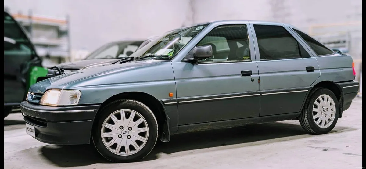 Ford Escort 1.8 LX i - Image 1