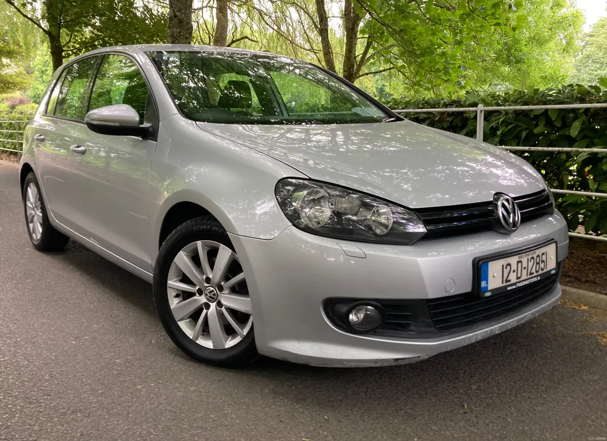 Volkswagen Golf  1.6 TDI  EDITION-R Line - Image 2