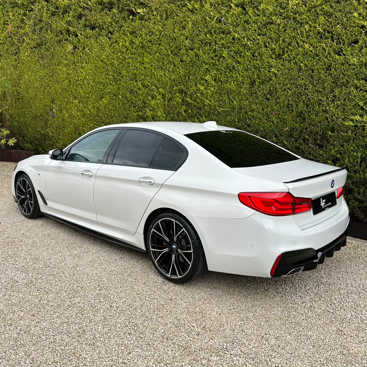 2018 BMW 520D M-SPORT - Image 4
