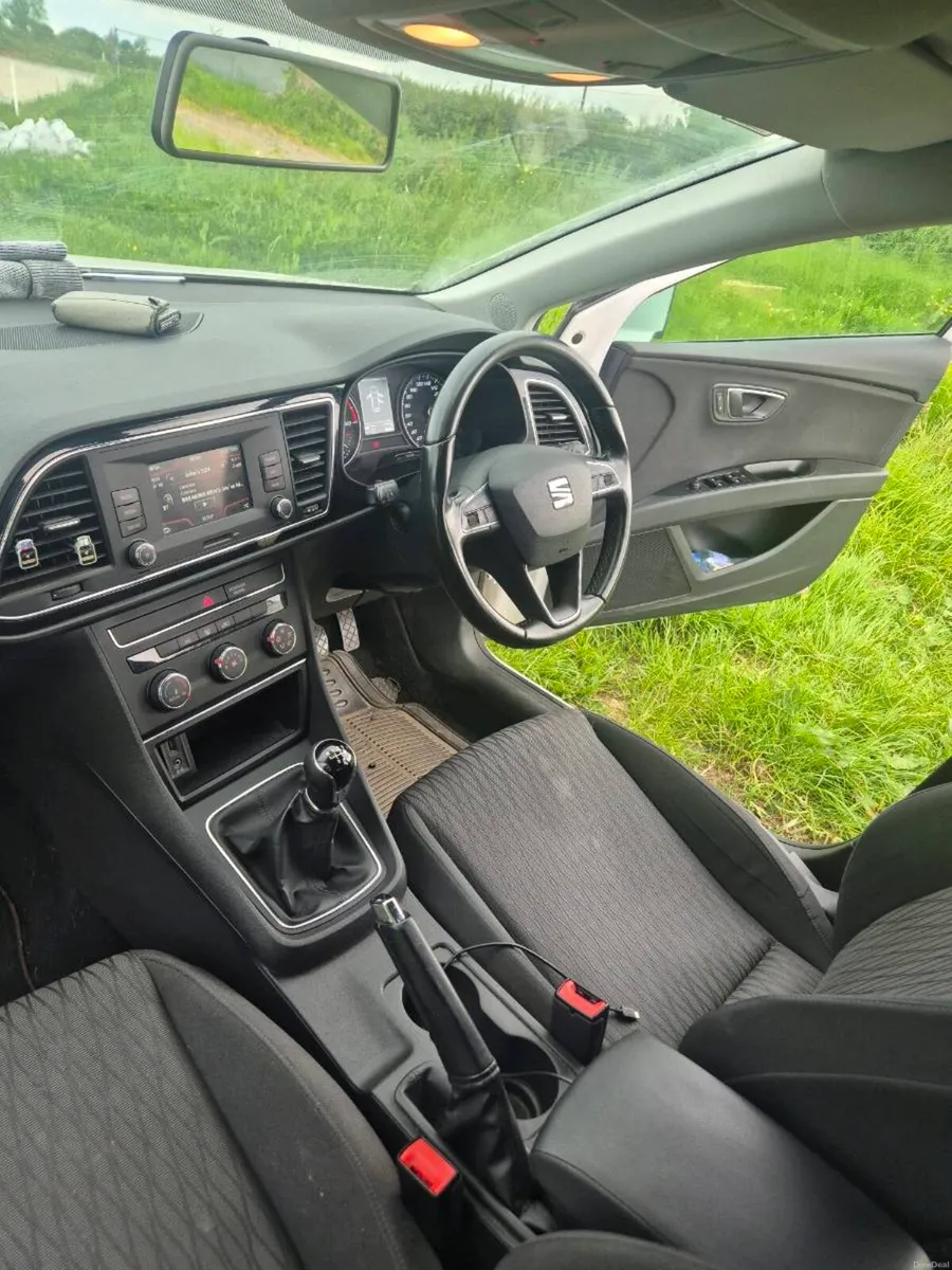 Seat Leon - Image 2