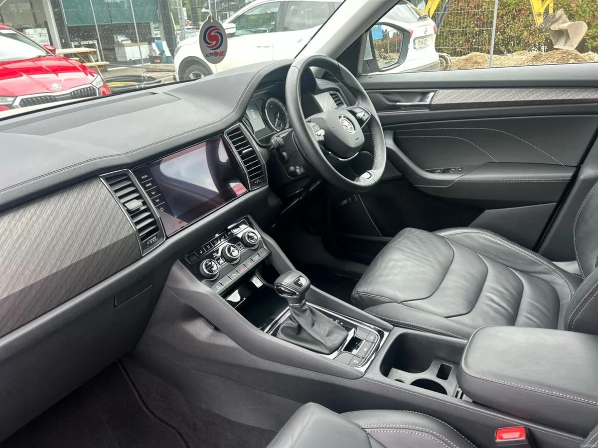Skoda Kodiaq 2.0 TDI 150HP DSG Style 7 Seat - SUMM - Image 3