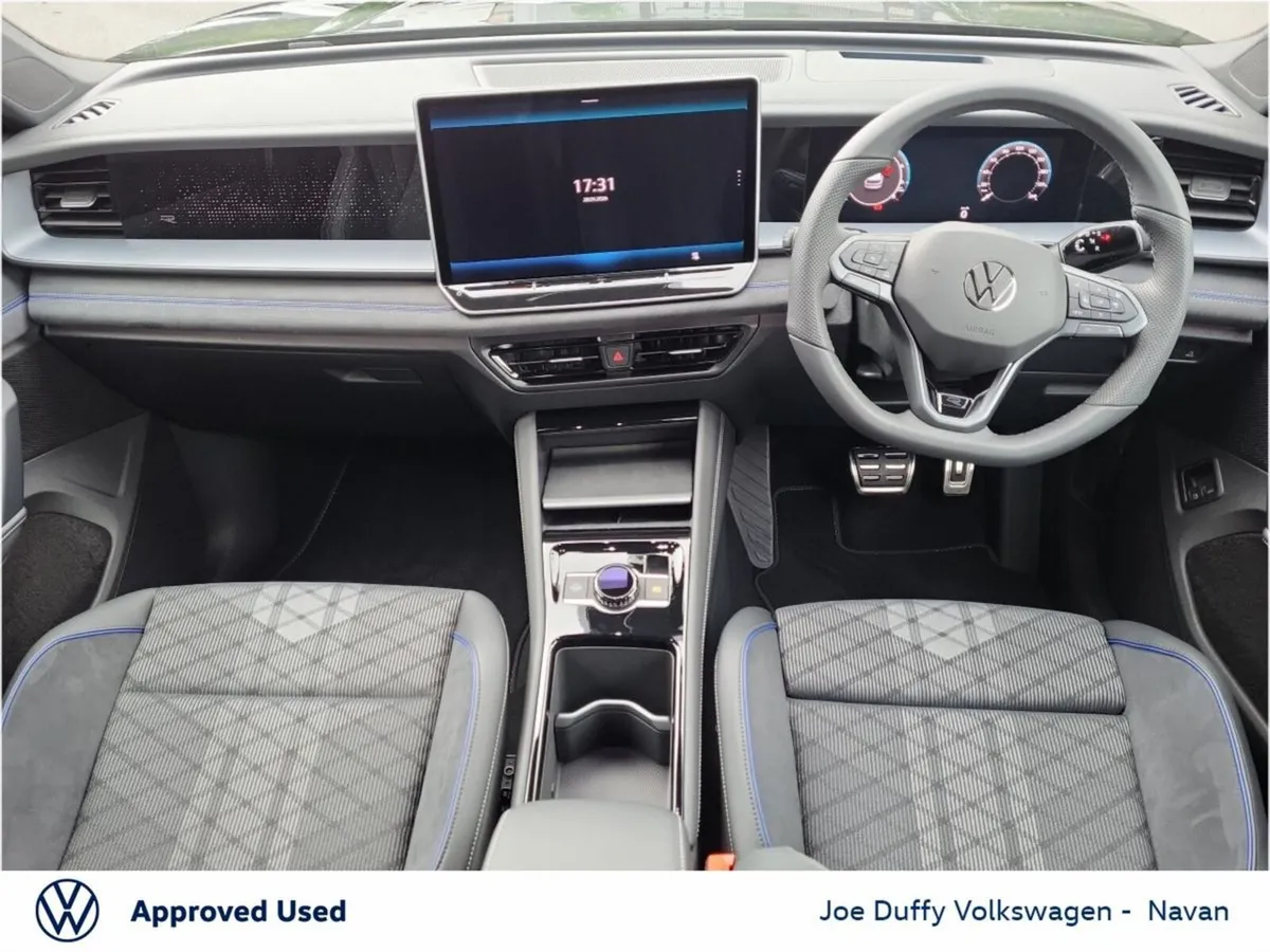 Volkswagen Tayron R-LINE 75 1.5TSI PHEV AUTO - Image 3