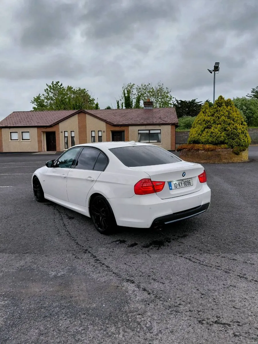 BMW 320D Msport 2010 - Image 4