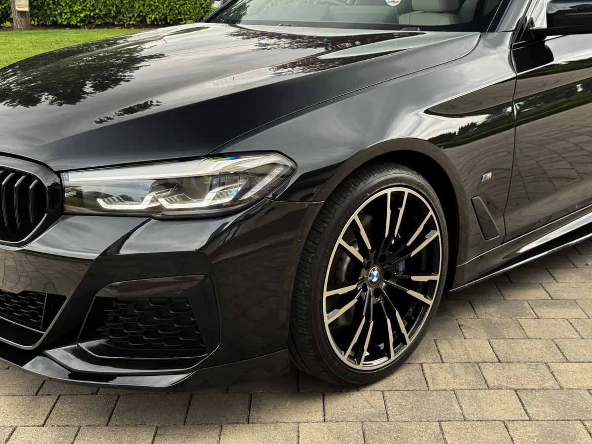 2022 BMW 520d M Sport Pro - Image 5