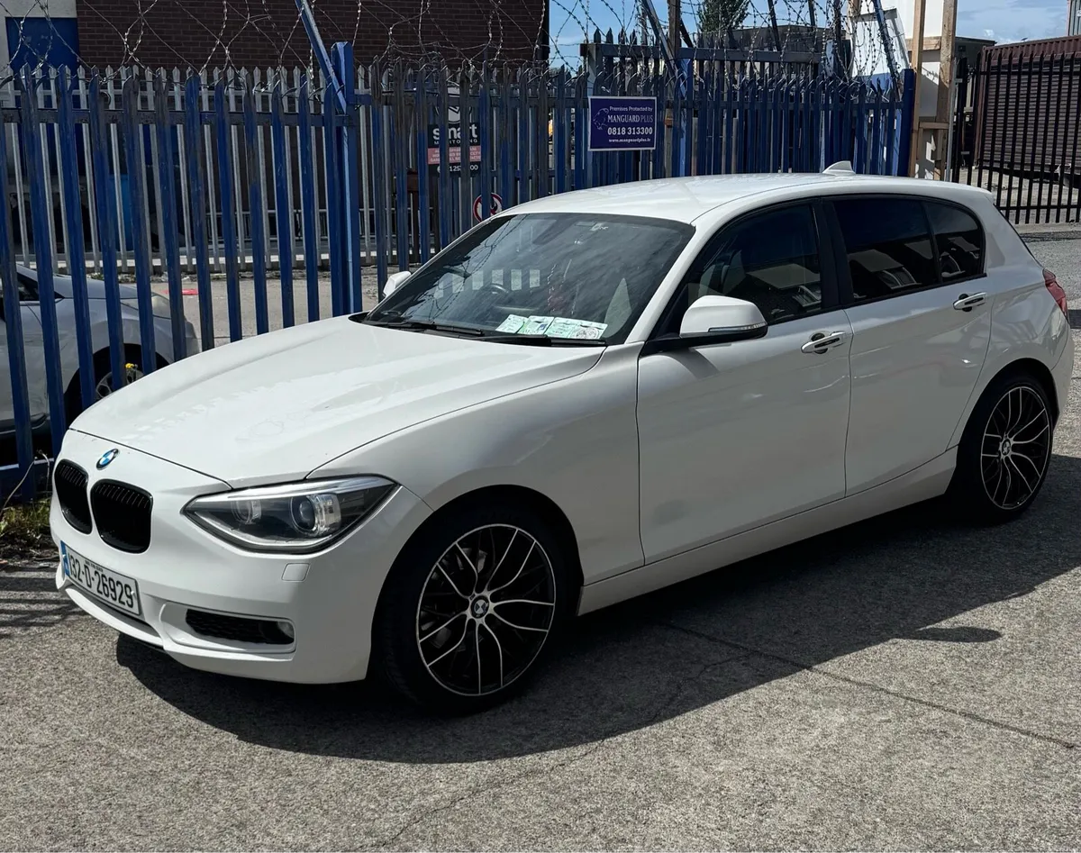 2013 BMW 116i sport -Automatic -Mint condition - Image 2
