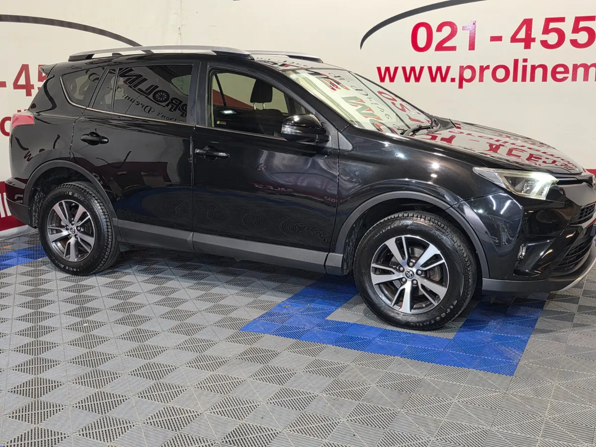 TOYOTA RAV4 2.0 D-4D LUNA FULL TOYOTA HISTORY - Image 3