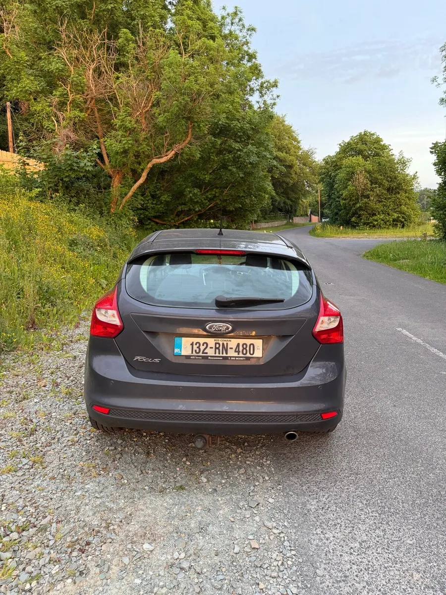 Ford Focus Titanium 2L 5DR 132 - Image 3