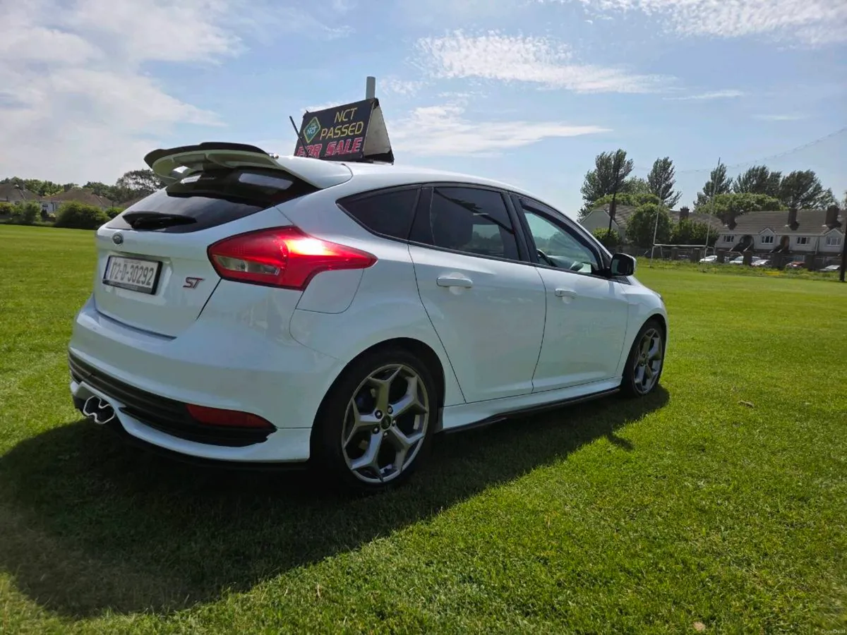 FORD FOCUS 2.0 ST FULLY SPEC NEW NCT - Image 4