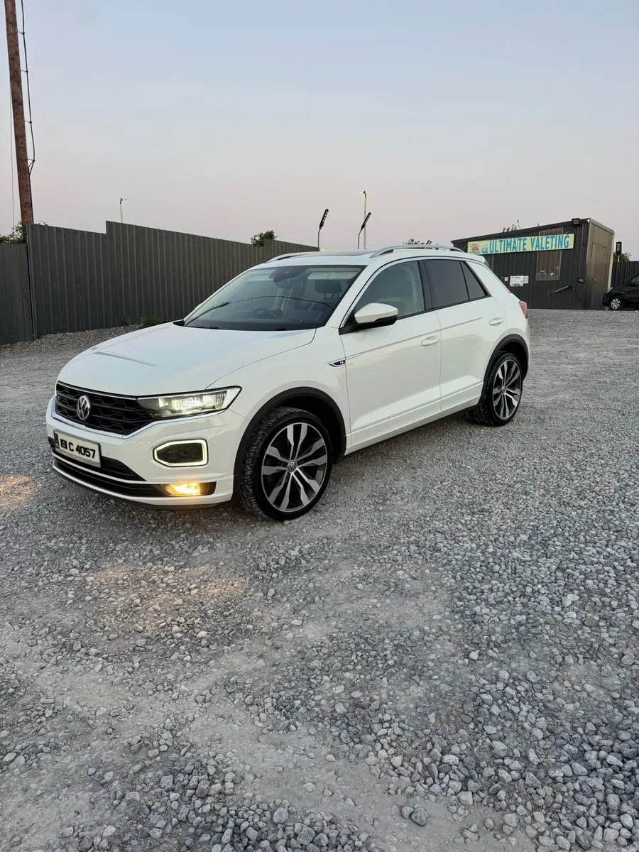 2019 Volkswagen T-Roc R-Line - Image 1