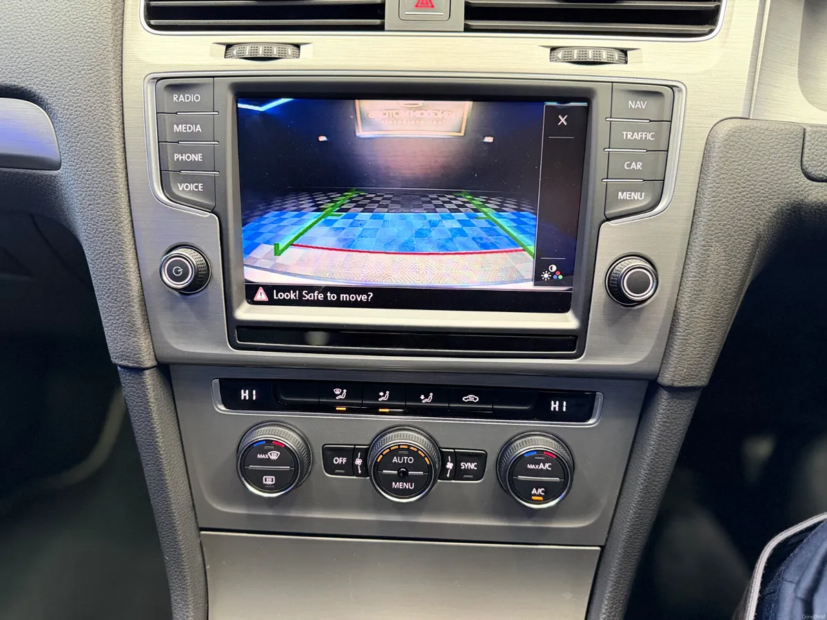 Vw Golf  2014 1.2 petrol,Automatic - Image 5
