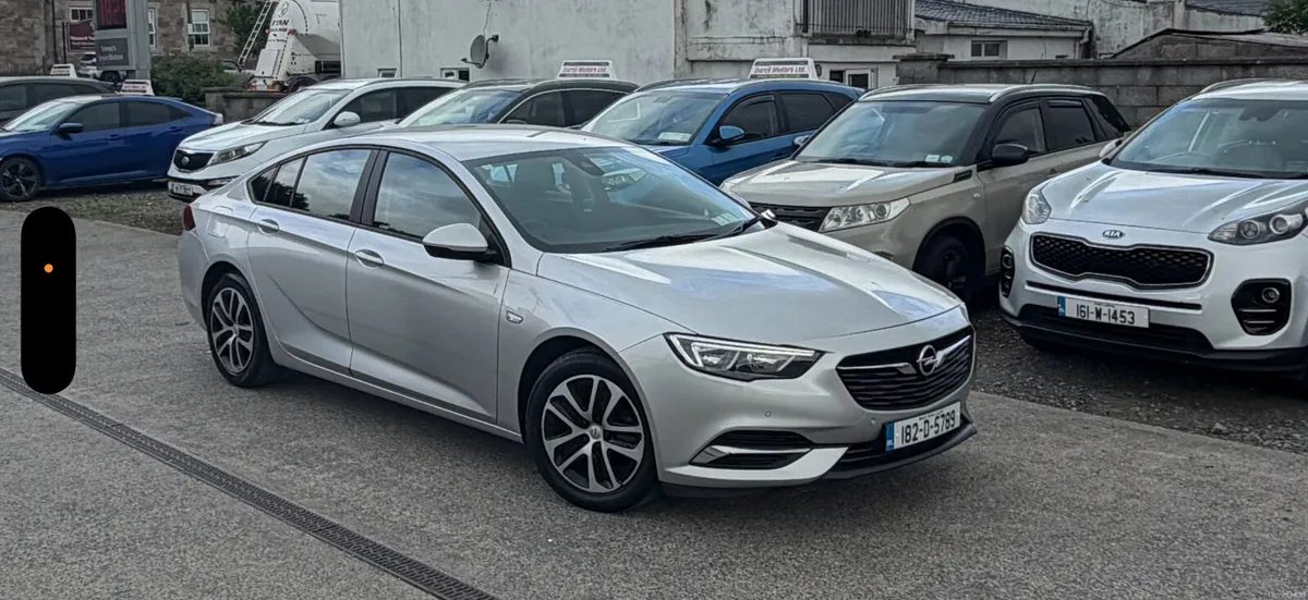 18 Opel Insignia 1.6 Nct2/28 - Image 1