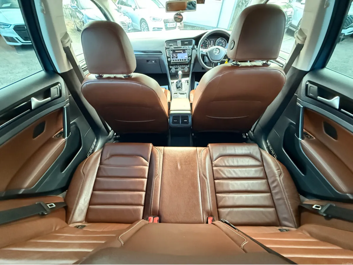 Volkswagen Golf FULL TAN LEATHER SEATS HEATED ELEC - Image 4
