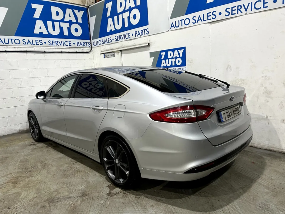 Ford Mondeo TITANIUM 1.5 TD 120PS 6SPEED 4DR - Image 5