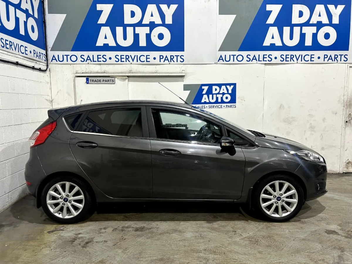 Ford Fiesta 1.0 TITANIUM ECOBOOST 1 100PS 5DR - Image 3