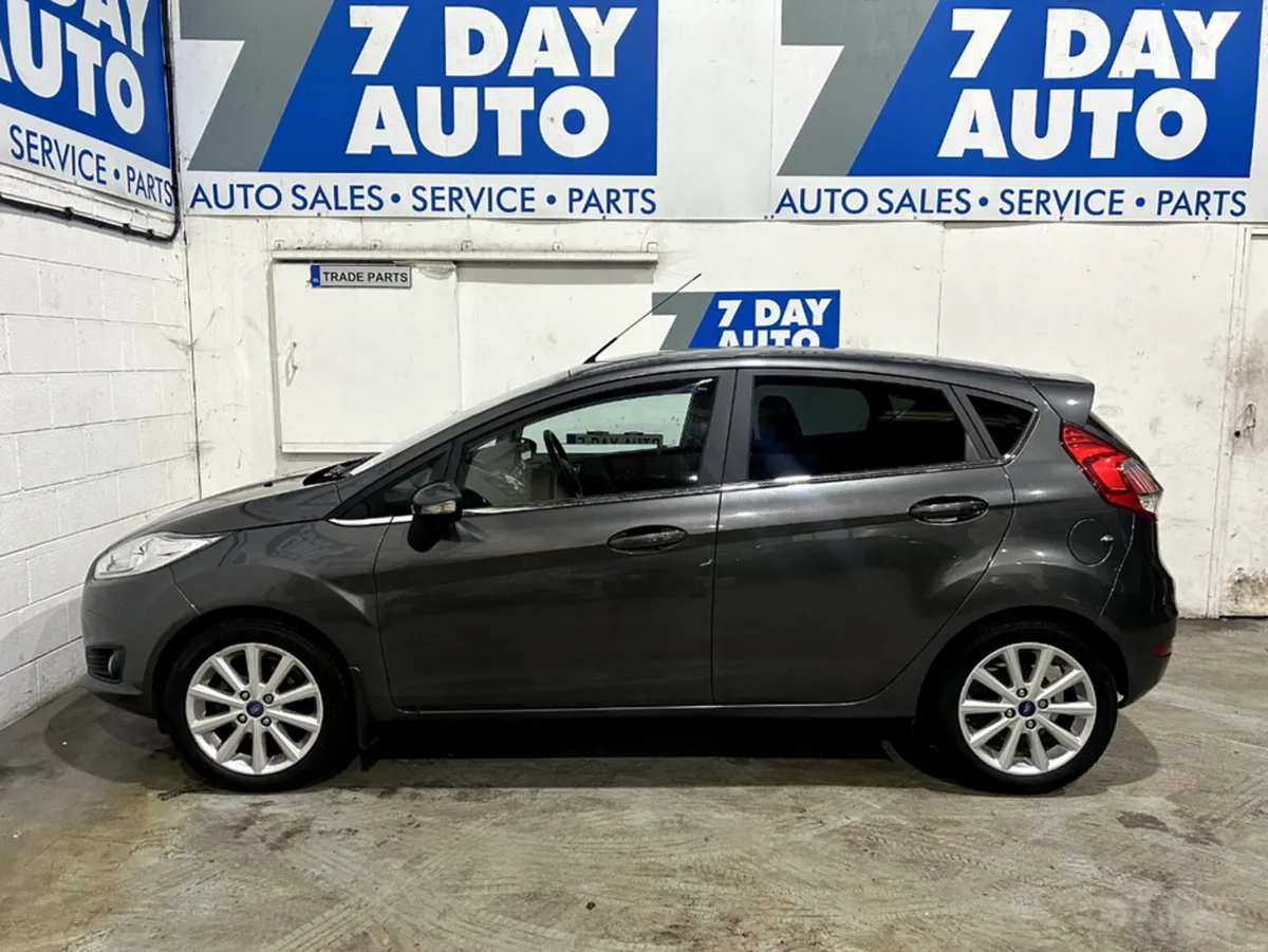 Ford Fiesta 1.0 TITANIUM ECOBOOST 1 100PS 5DR - Image 4