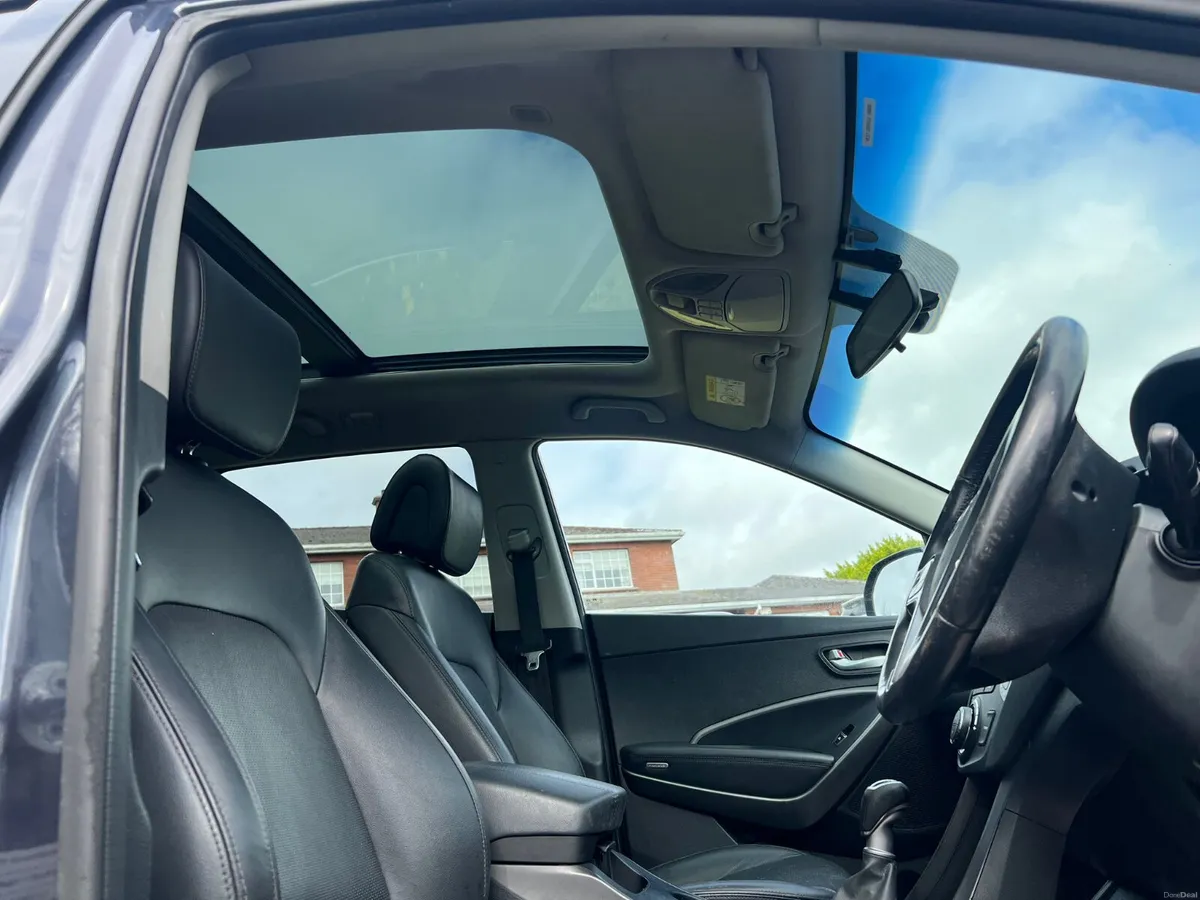 Hyundai Santa Fe 2014 7 seater - Image 3