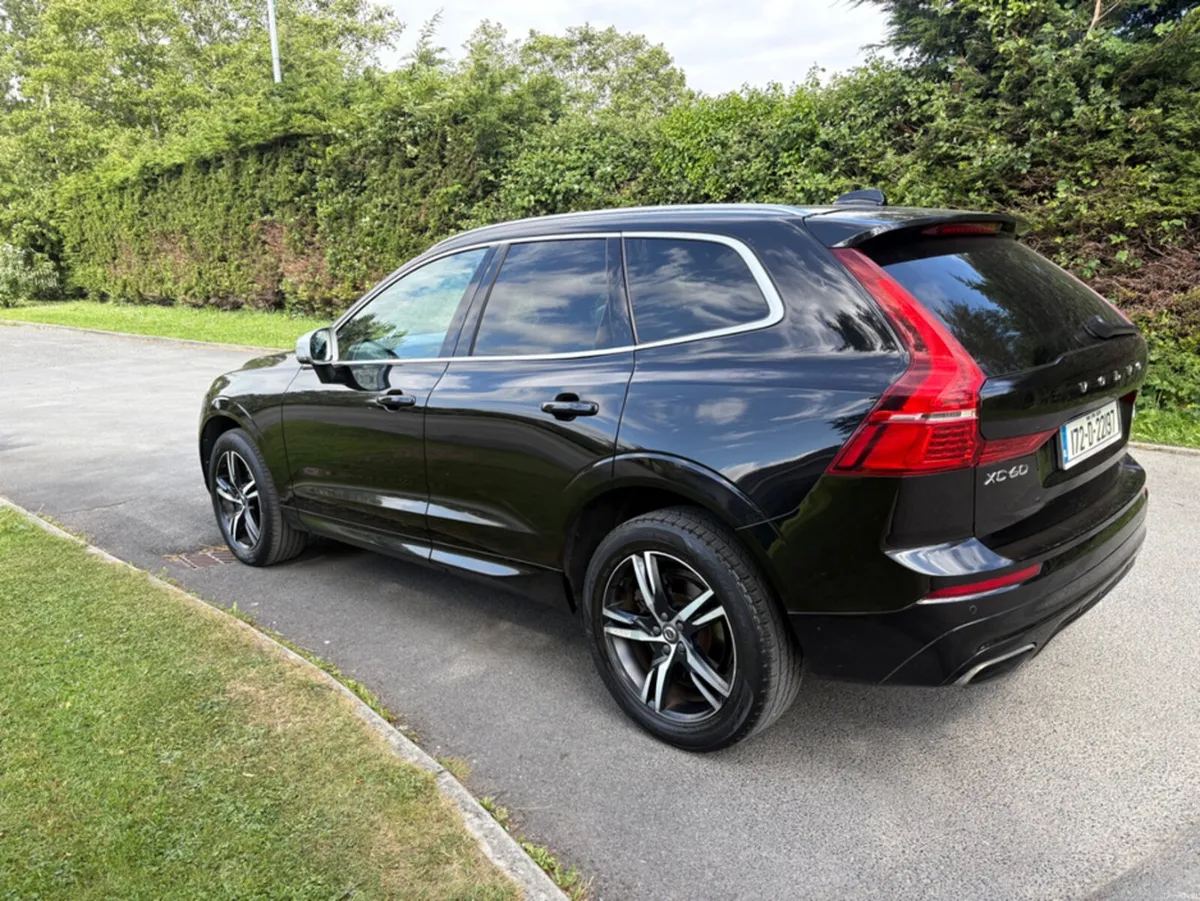 Volvo XC60 D4 FWD R-DESIGN 5DR AUTO AWD - Image 4