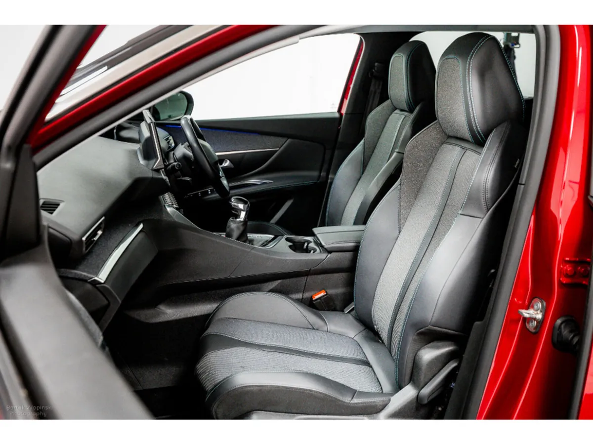 Peugeot 3008 Allure 1.5 Diesel 130HP - Image 5