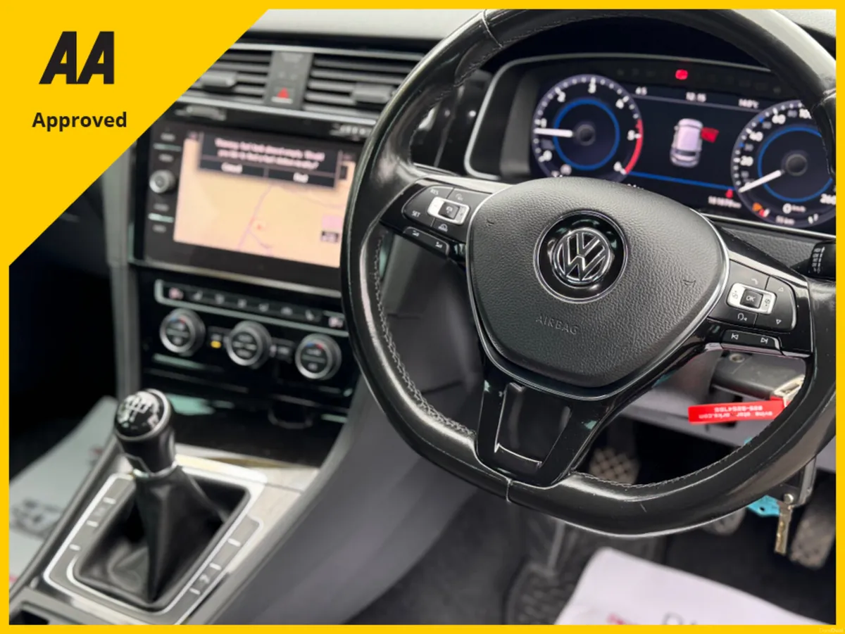 Volkswagen Golf HIGHLINE 1.6 TDI MANUAL 5SPEED 5DR - Image 4