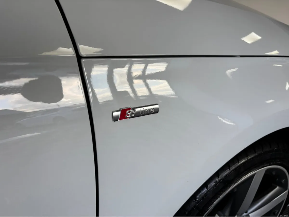 Audi A1 *AUDI A1* *AUTOMATIC* *LOW MILEAGE* *PARKI - Image 5