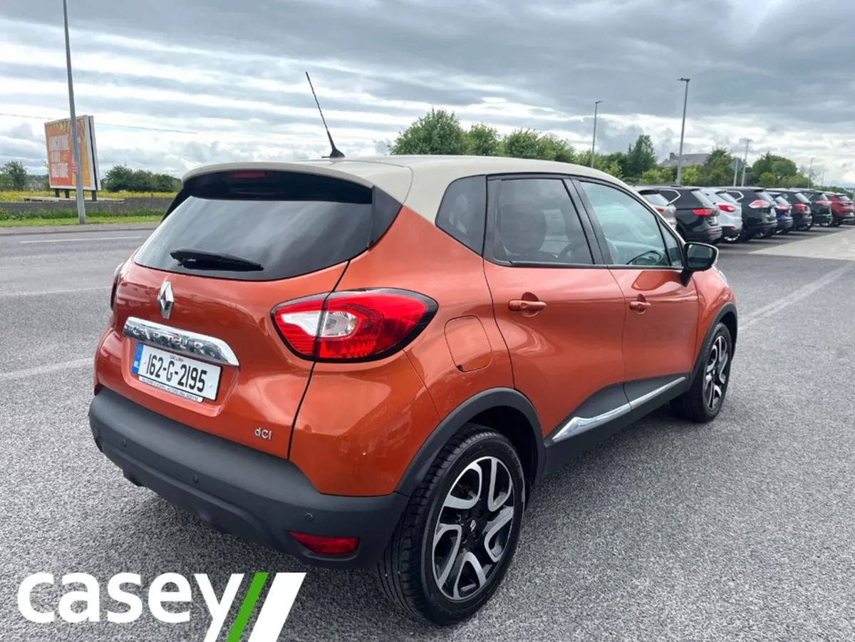 Renault Captur INTENSE 1.5 DCI 90 4DR AUTO - Image 3