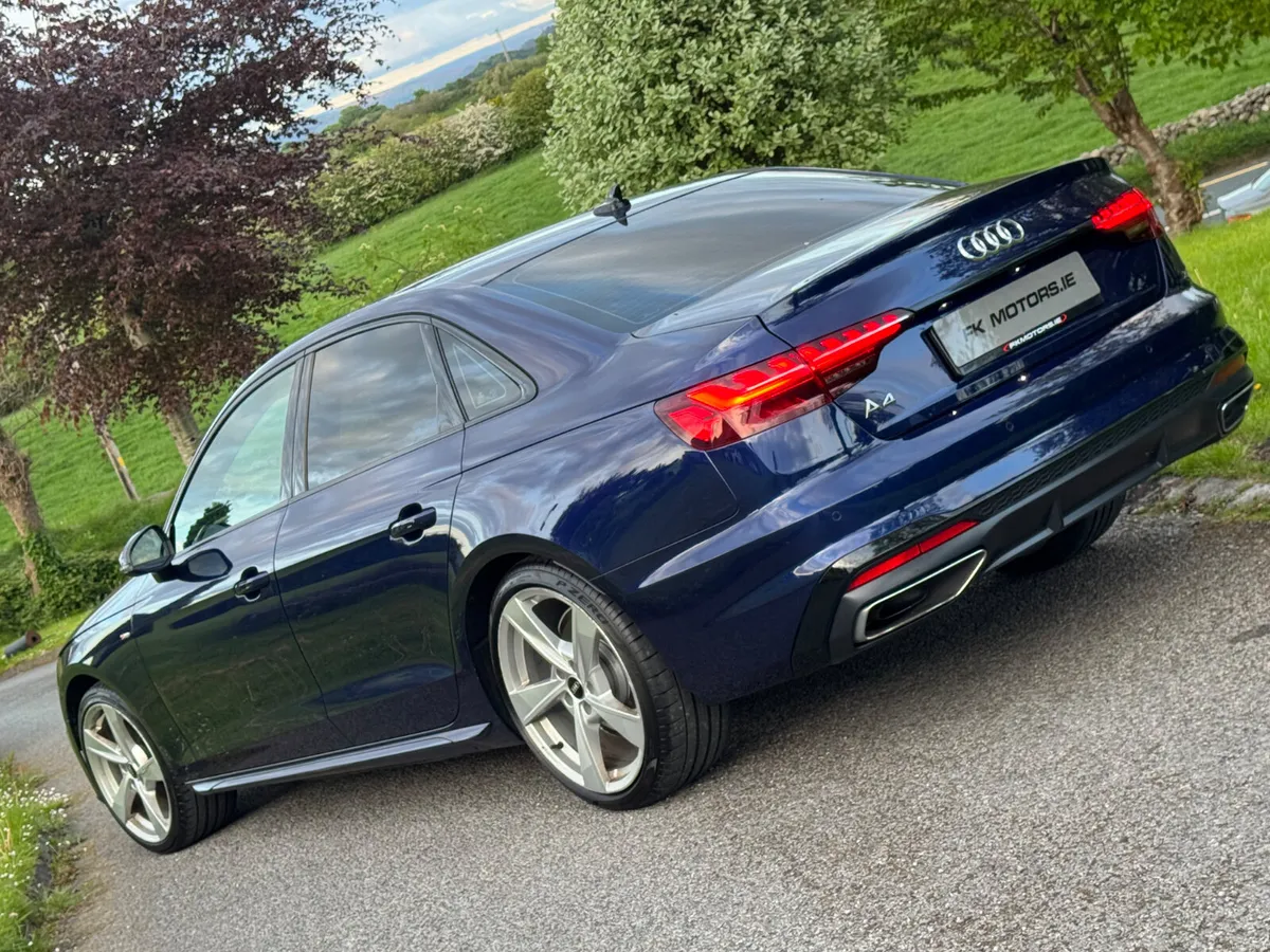 Audi A4 2022 Sline auto - Image 3