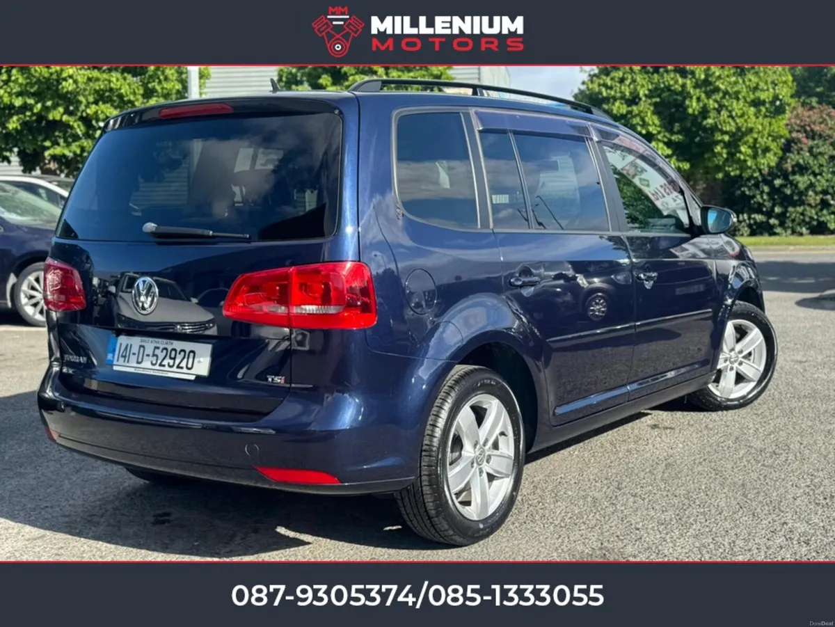Volkswagen Touran 30KMS//LIKE NEW//AUTO//7 SEATER/ - Image 3