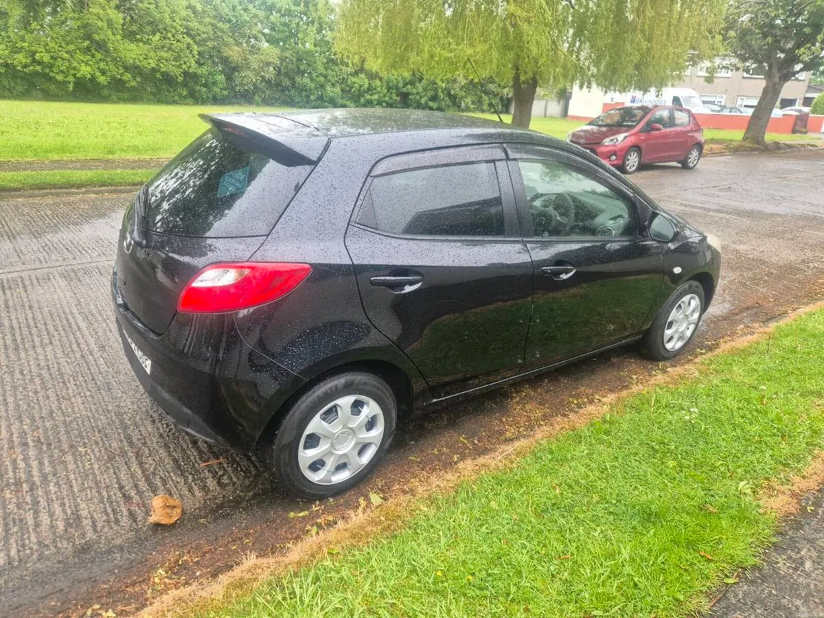 2013 Mazda Demio - Image 4