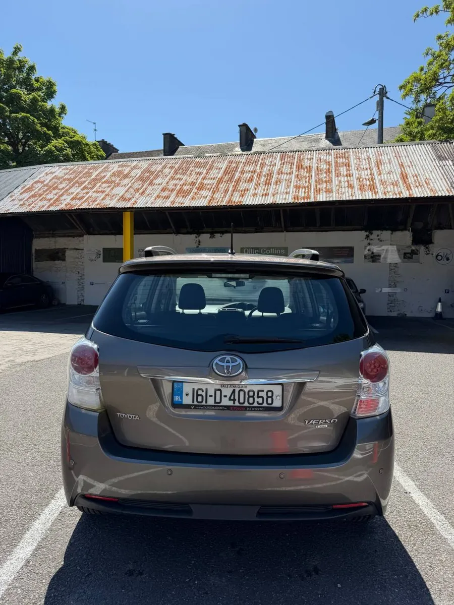 Low mileage Toyota Verso 2 years NCT - Image 4