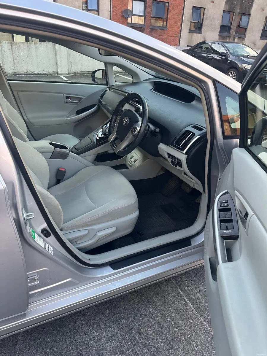 2014 Toyota Prius PHV - Image 2