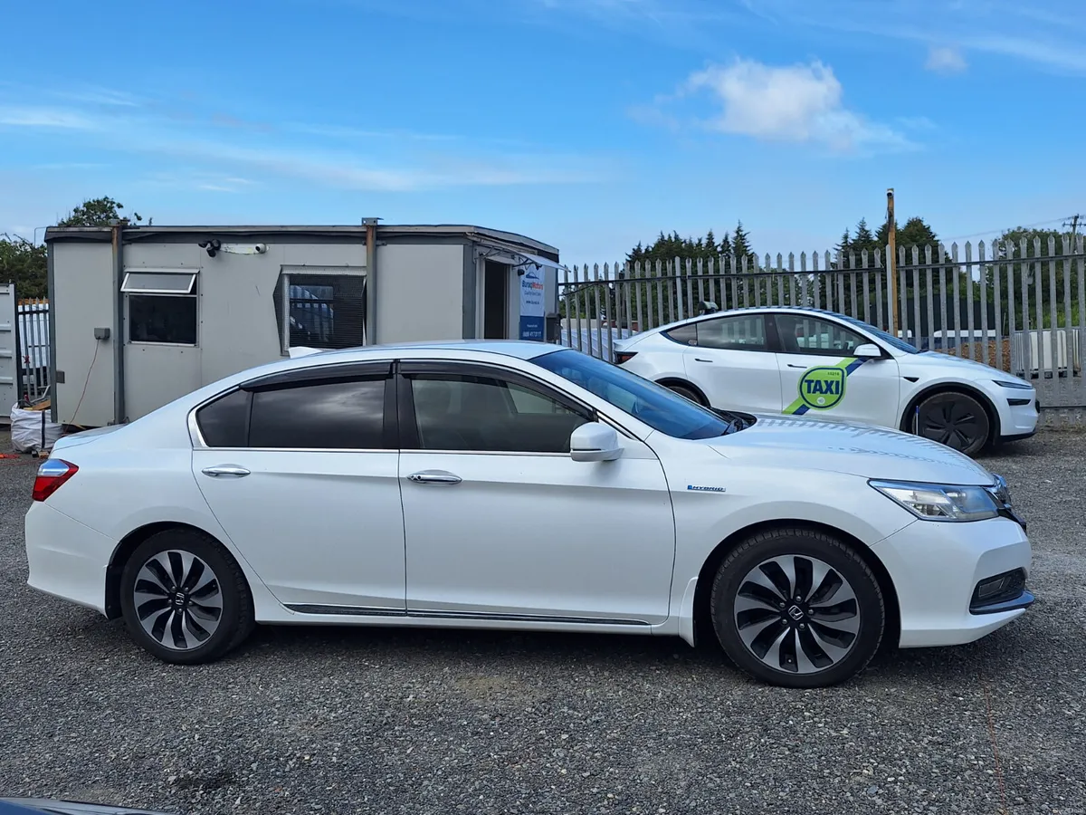 Honda Accord Hybrid Auto| Executive Edition - Image 3
