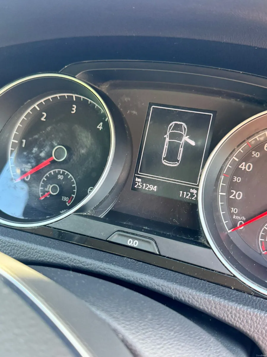 Volkswagen Golf 2015 - Image 2