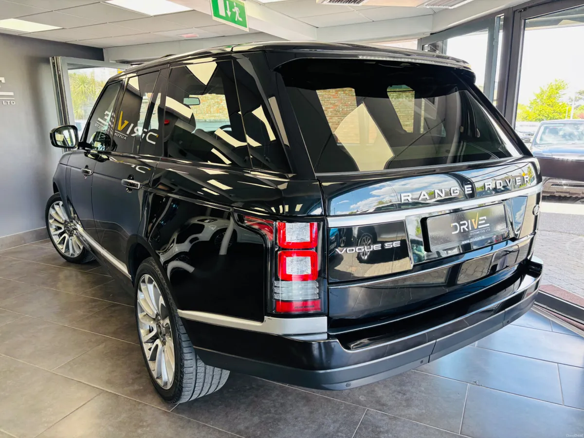 Land Rover Range Rover Vogue SE 2014 59000 Miles - Image 2