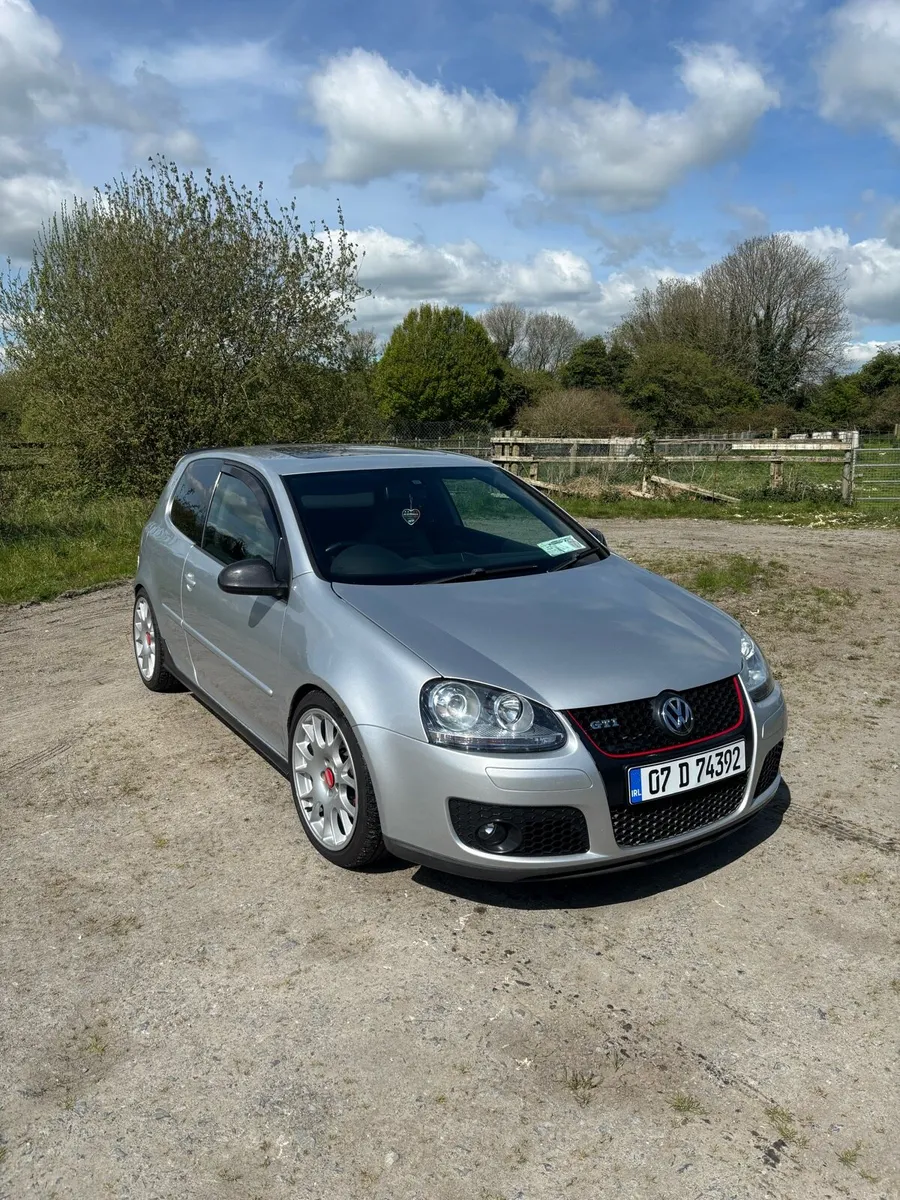 Volkswagen Golf GTI - Image 1