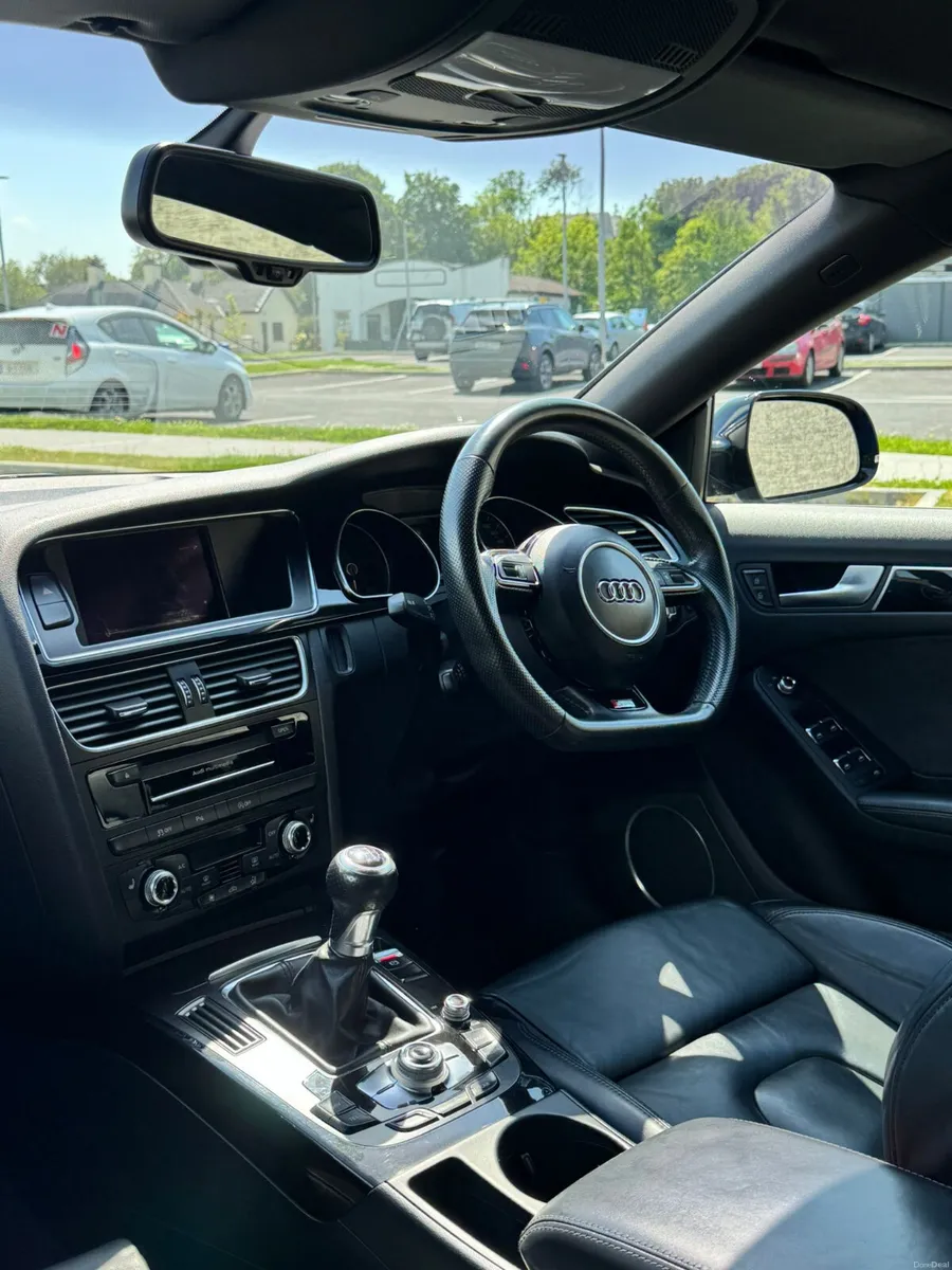 Audi A5 2016 - Image 2