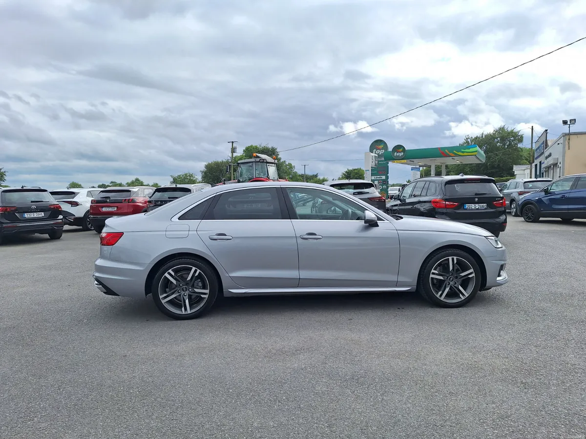 Audi A4 2.0 Tdi *High Spec/Black Leather/Camera - Image 2