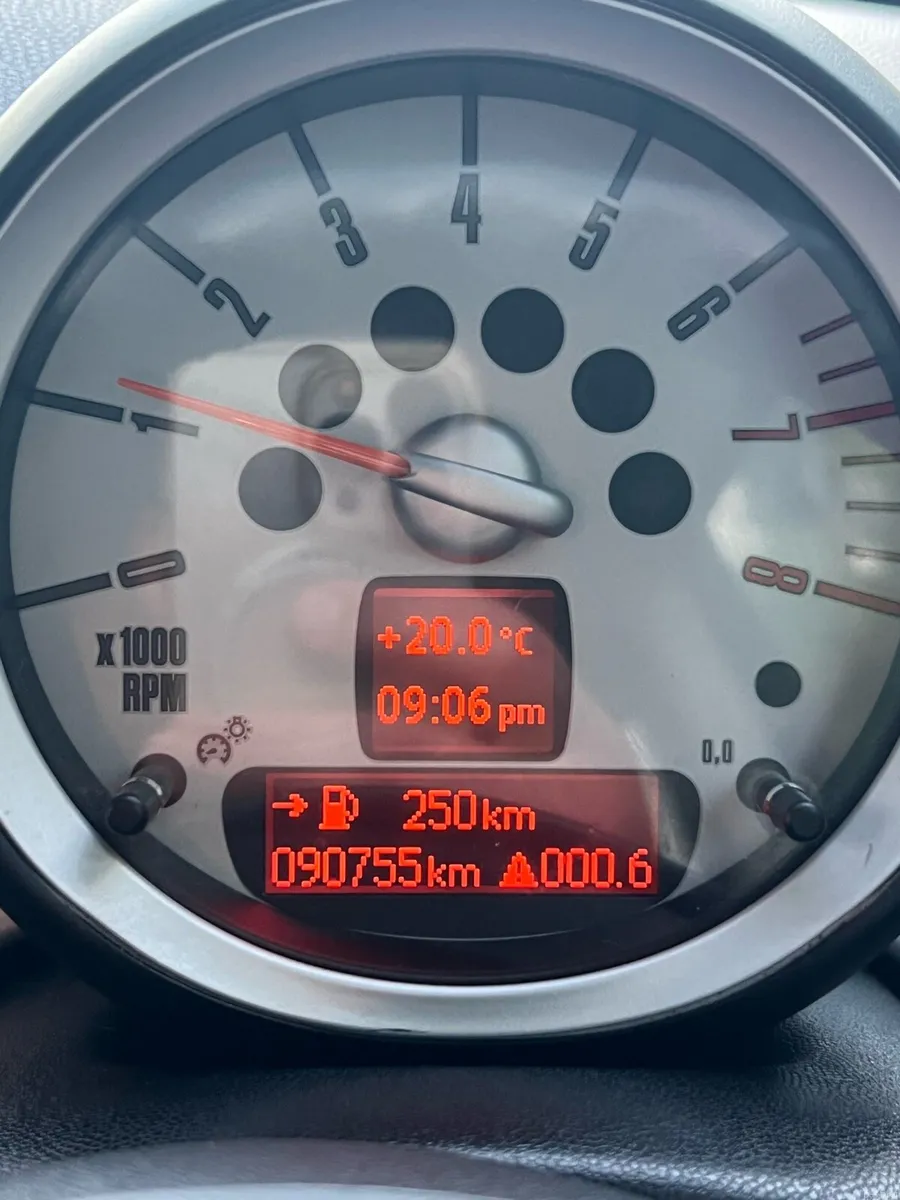 Mini Cooper - Image 3