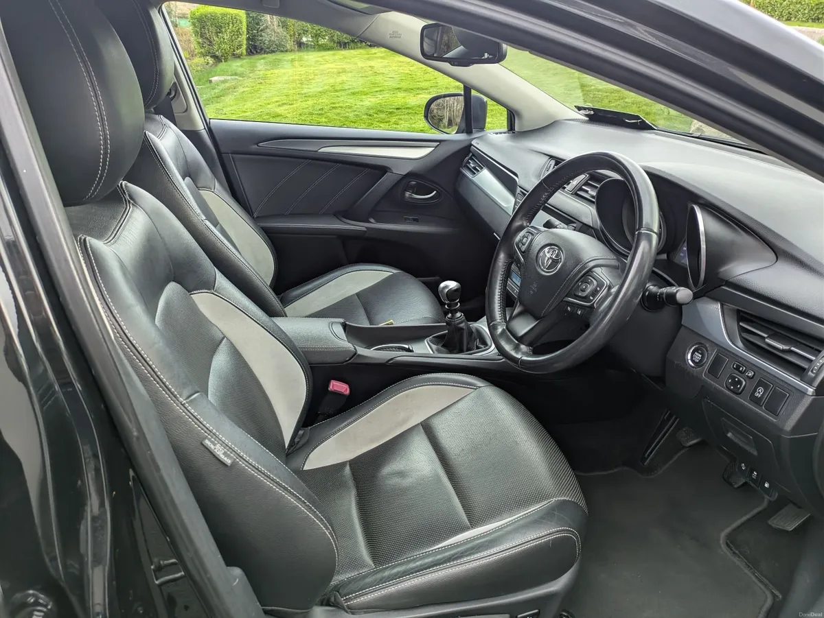 2017 Toyota Avensis 1.6 d - Image 4