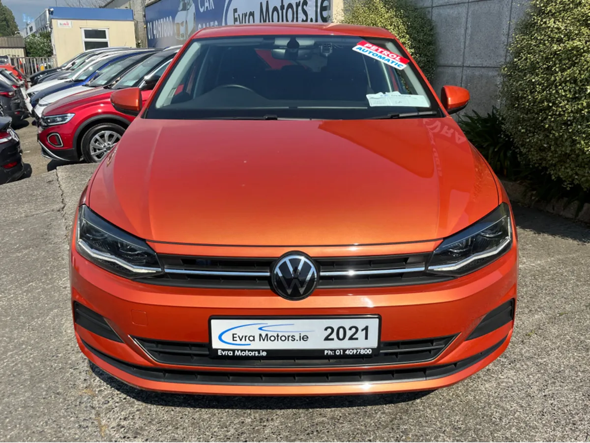 Volkswagen Polo COMFORTLINE AUTOMATIC 1.0 PETROL / - Image 2