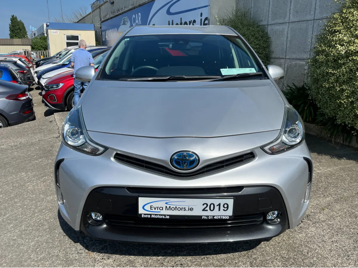 Toyota Prius 7 SEATER AUTOMATIC HYBRID 1.8 PETROL - Image 2