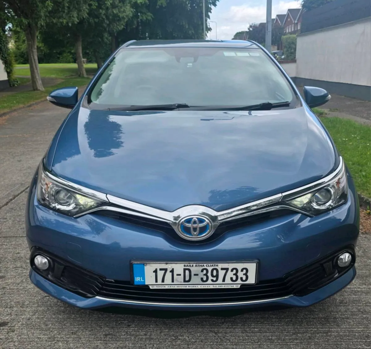 171 TOYOTA AURIS HYBRID 1.8 - Image 3