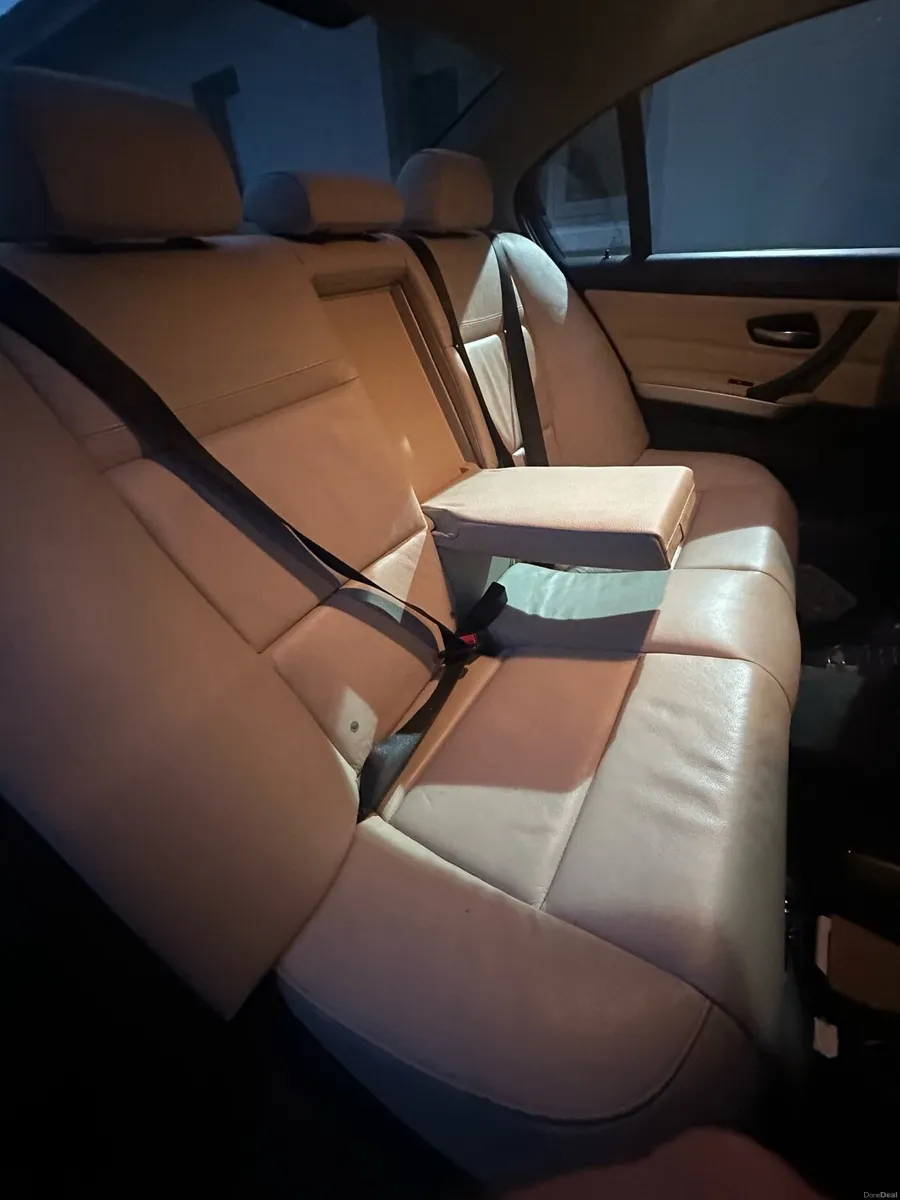 2011 bmw e90 316d - Image 4